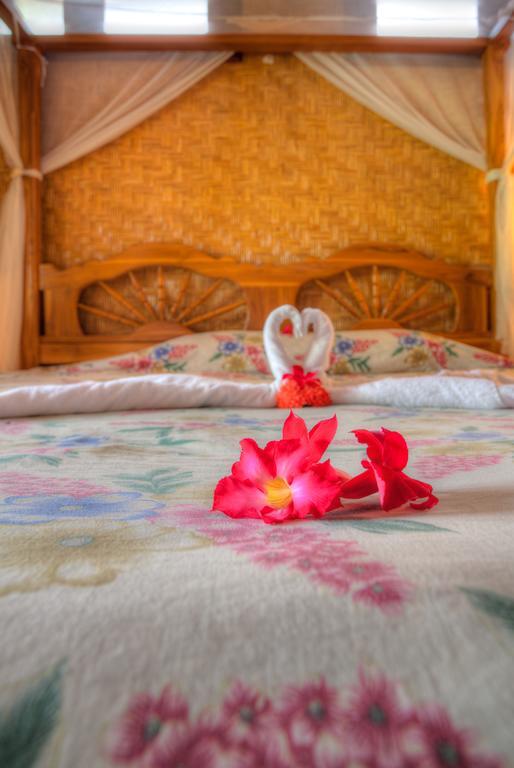 Hotel Angsoka Temukus Quarto foto